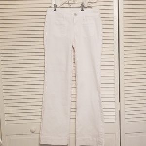 Ann Taylor left EUC white Jean's. Size 27/4